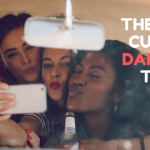 La cultura del selfie che danneggia gli adolescenti