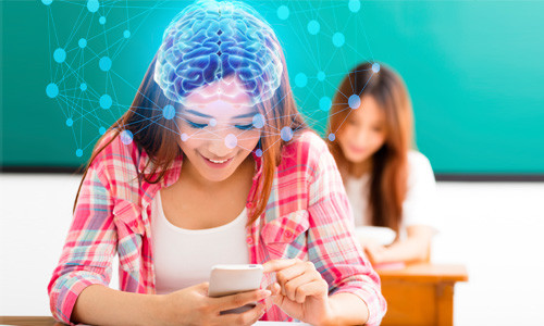 Smartphone-cavarsela-adolescenti-Brain-Funzioni